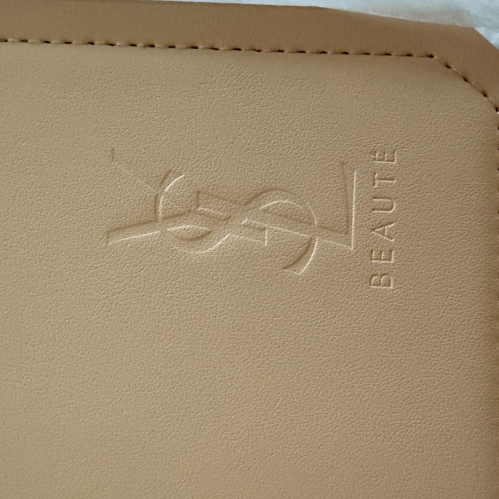 Ysl Pouch. - image 3